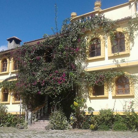 Hostal Curinan Otavalo Esterno foto