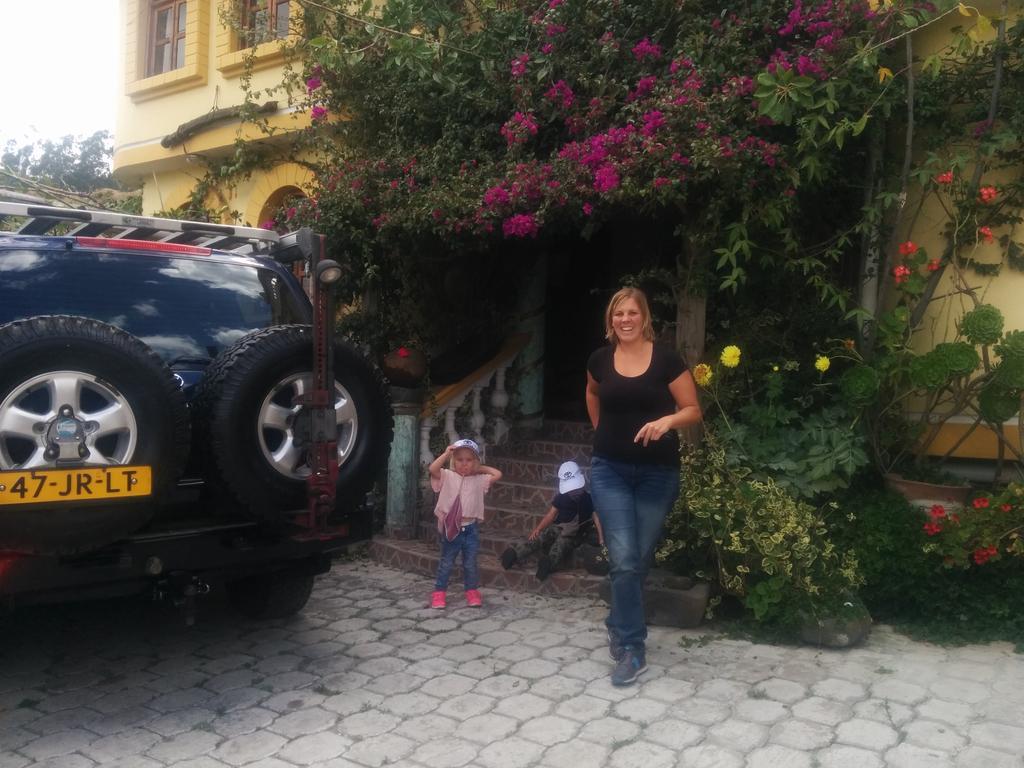 Hostal Curinan Otavalo Esterno foto