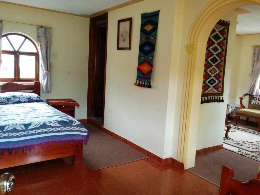 Hostal Curinan Otavalo Esterno foto
