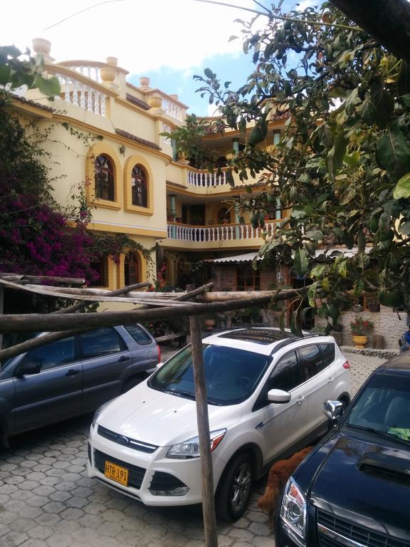 Hostal Curinan Otavalo Esterno foto