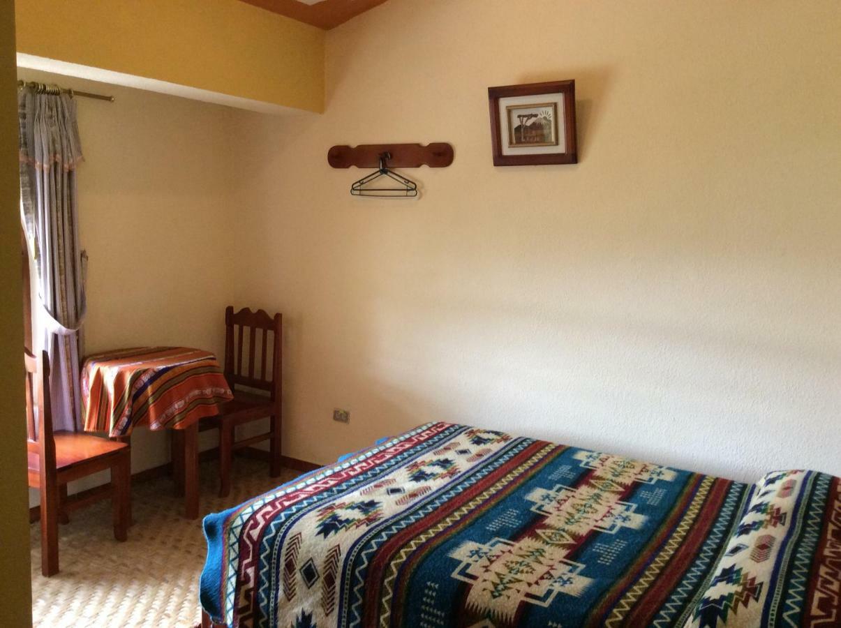 Hostal Curinan Otavalo Esterno foto