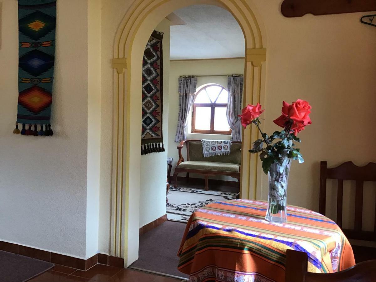 Hostal Curinan Otavalo Esterno foto