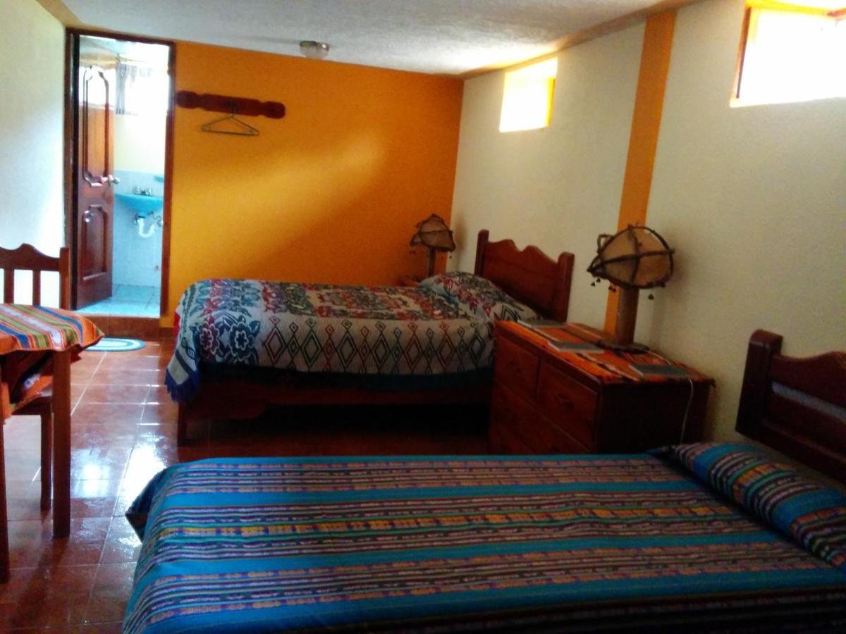 Hostal Curinan Otavalo Esterno foto